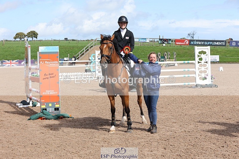 250911-145433-02565 - Cls 5 Chard Snr 90cm Speed Derby