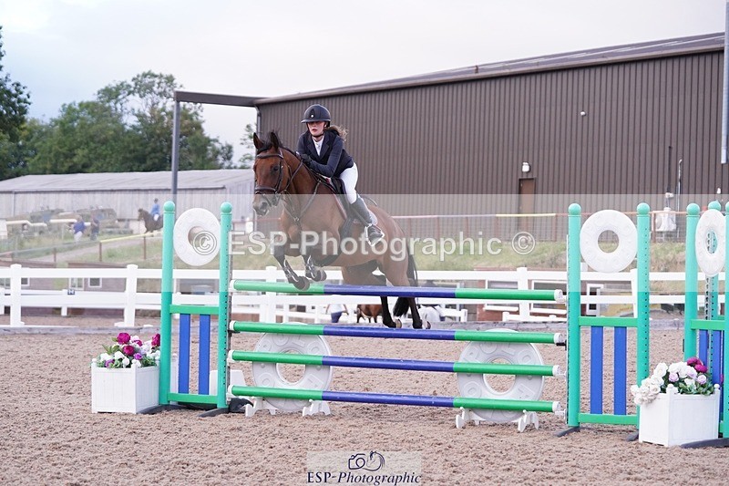 250628-203030-08610 - Cls 26 Pony Foxhunter & 1.10m Open