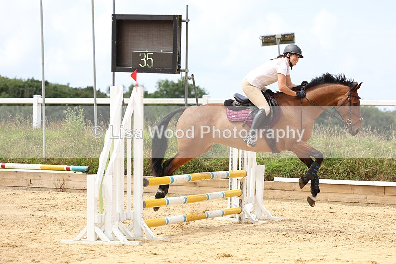 3E7A3442 - Class 7: 70cm Senior