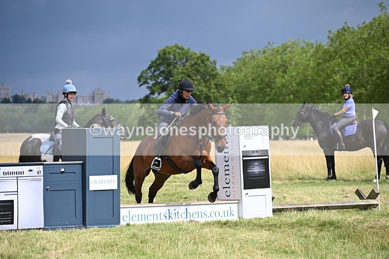 WJ6_2625 - Time at Jump 11:06 to 11:40
