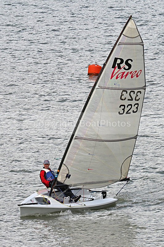 160410 RS VAREO 323 Y92A0057 - Sailboats - monohull