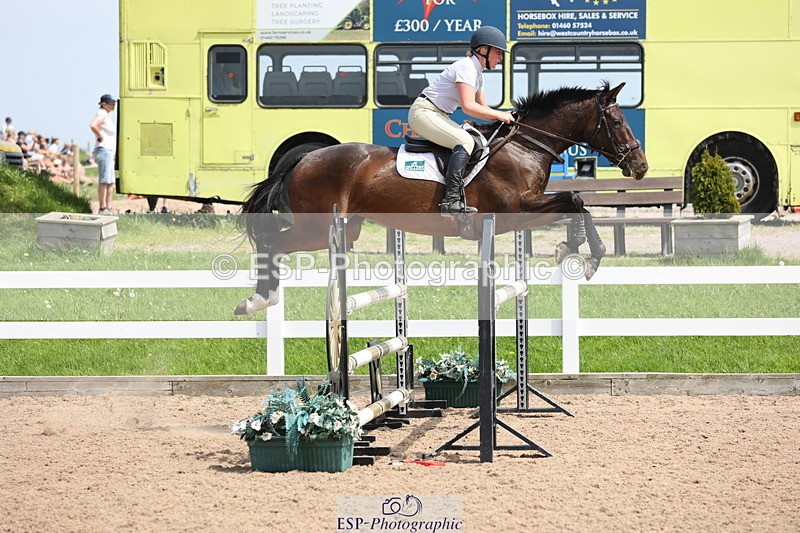 240510A-141737-07559 - Cls 17 1.05m National Am Quali