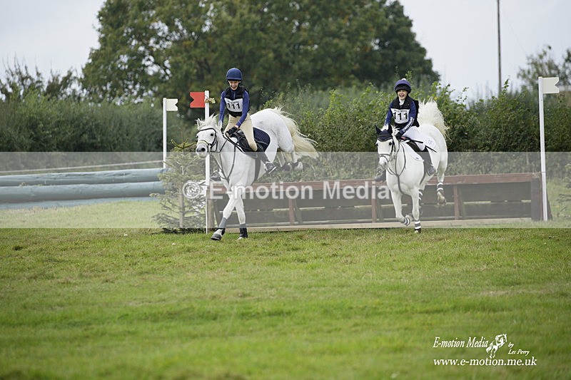  WWHT 171021 2129 - Novice Pairs (0.80m)  17/10/21
