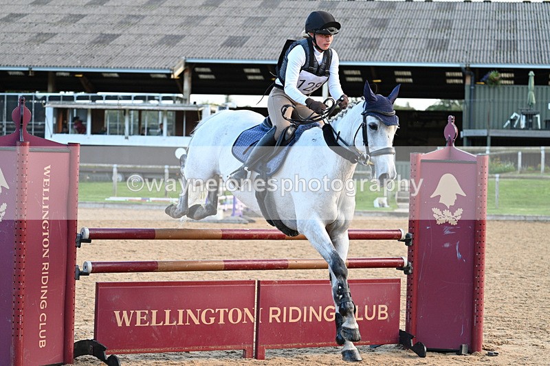 WJ7_6482 - Time 16:55 to 17:11