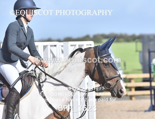 BPP_3623 - CLASS 4 Senior BritiNovice/ 90cm Open