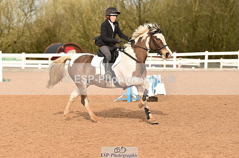 240210A-121424-01127 - Cls 8 Pony Newcomers & 1m Open