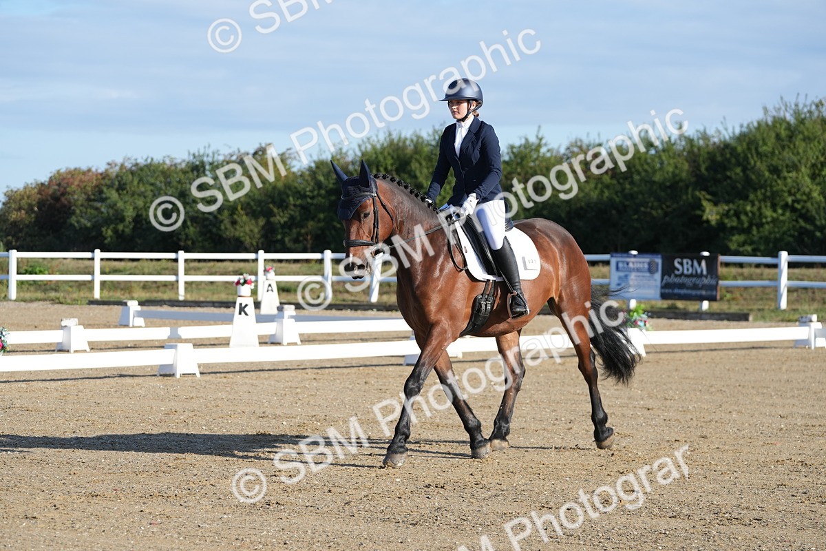 SBM_000238 - Class 2 - Intro 4 Champs - 8.30-9.26