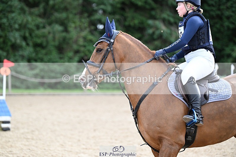 241117-120246-03829 - Cls 2 80-85cm 11.20 to 12.30