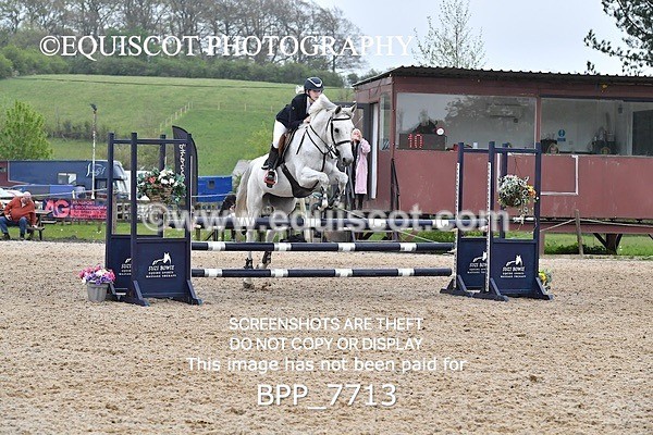 BPP_7713 - CLASS 14 SAT Senior BritiNovice/ 90cm Open