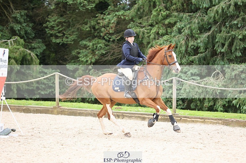 240615-162004-02292 - Cls 9&10 Club and Schools 70cm