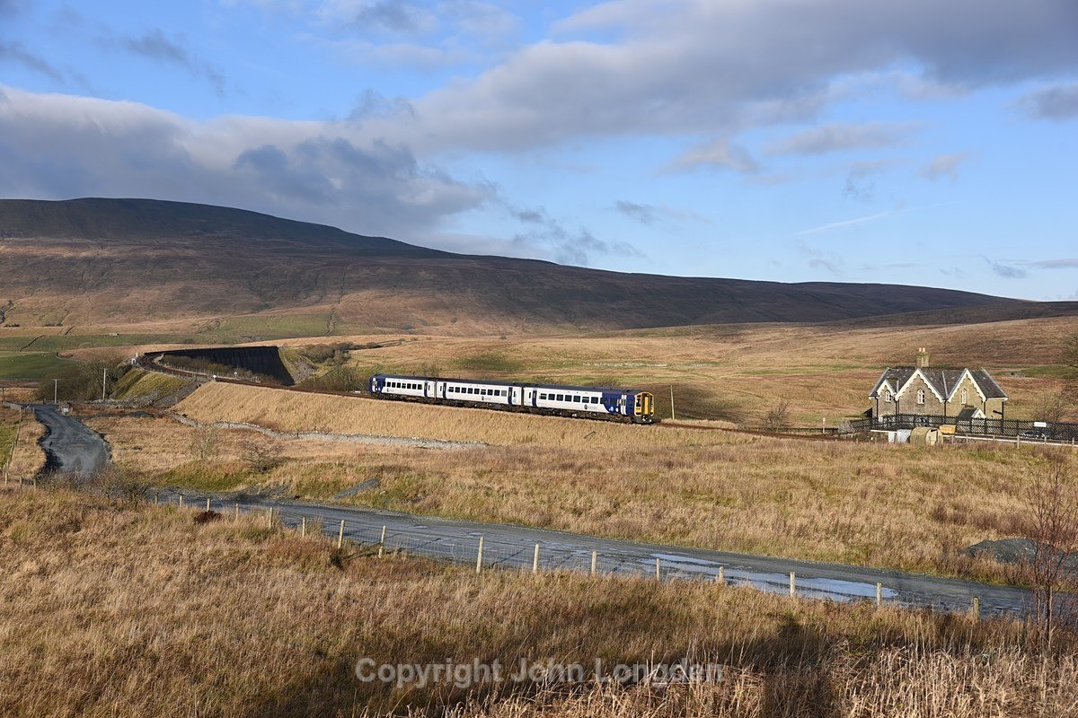 JL - 3.12.22 158759 09:19 Leeds - Appleby, Ribblehead - Ribblehead