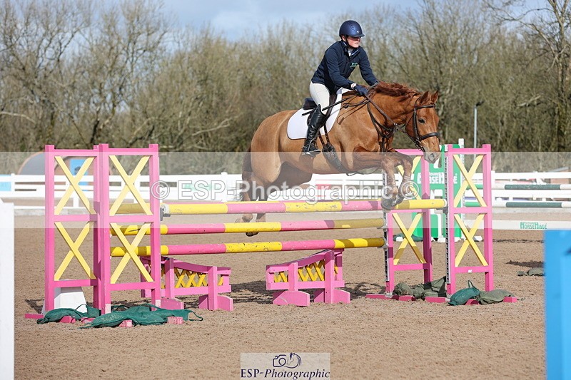 240223A-114226-00941 - Cls 4 Snr 1.05m Open