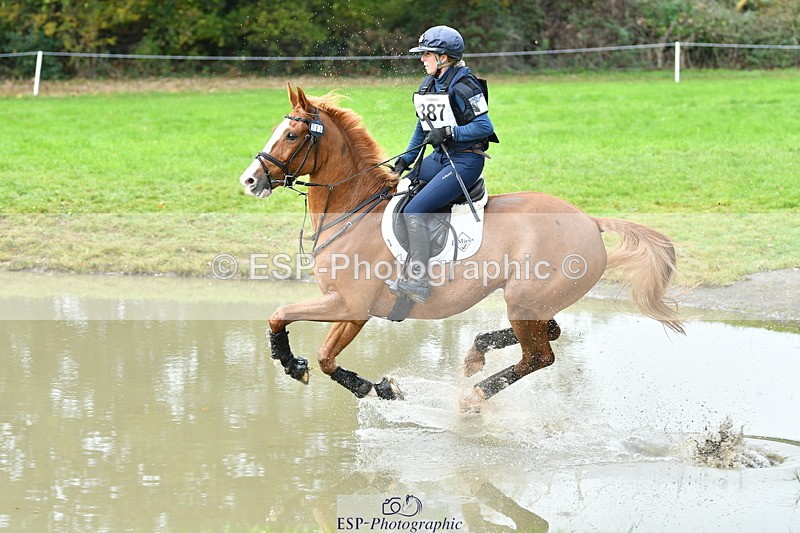251025A-111509-18704 - E-387-Vittoria.Panizzon