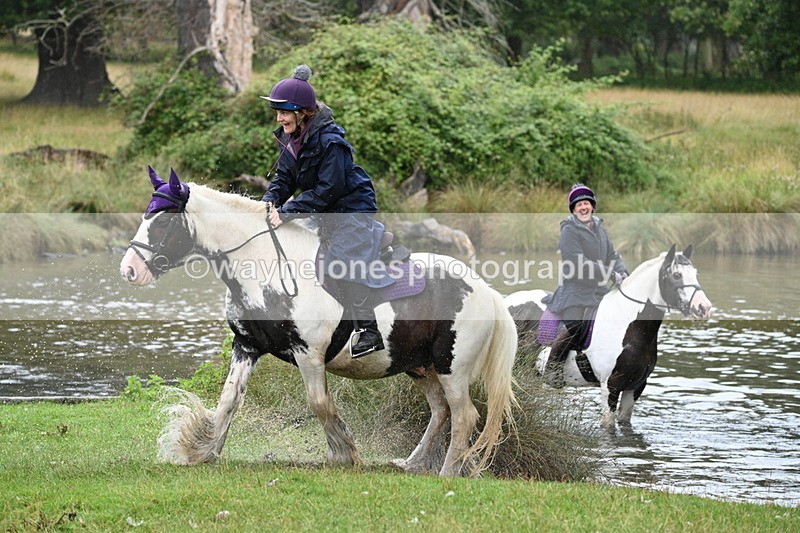 WJ7_9130 - Time at Water 11:53 to 12:23