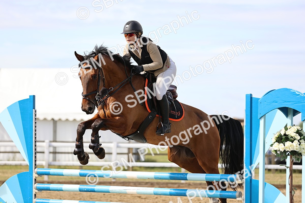SBM_009304 - Class 7 - Senior Discovery - 1.00m Open