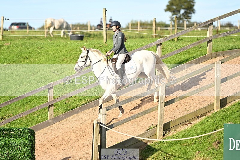 240913A-174422-05464 - Cls 19 Snr 1m Open Speed Derby