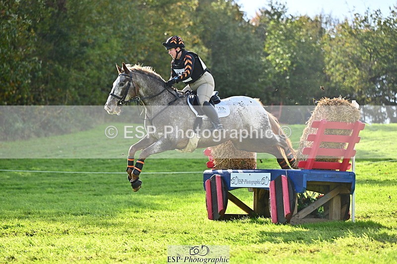 251025A-123445-19155 - F-426-Tracey.Neville