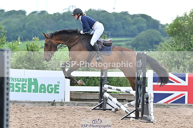 240625A-172021-00524 - Cls 03 & 04 70cm