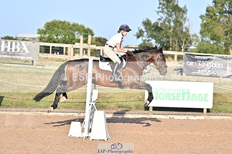 250812-185836-00514 - 1m and 1.10m