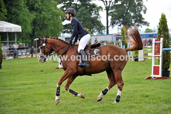 EQUISCOT 9265 - A WEE PEEK AT RHS 2013