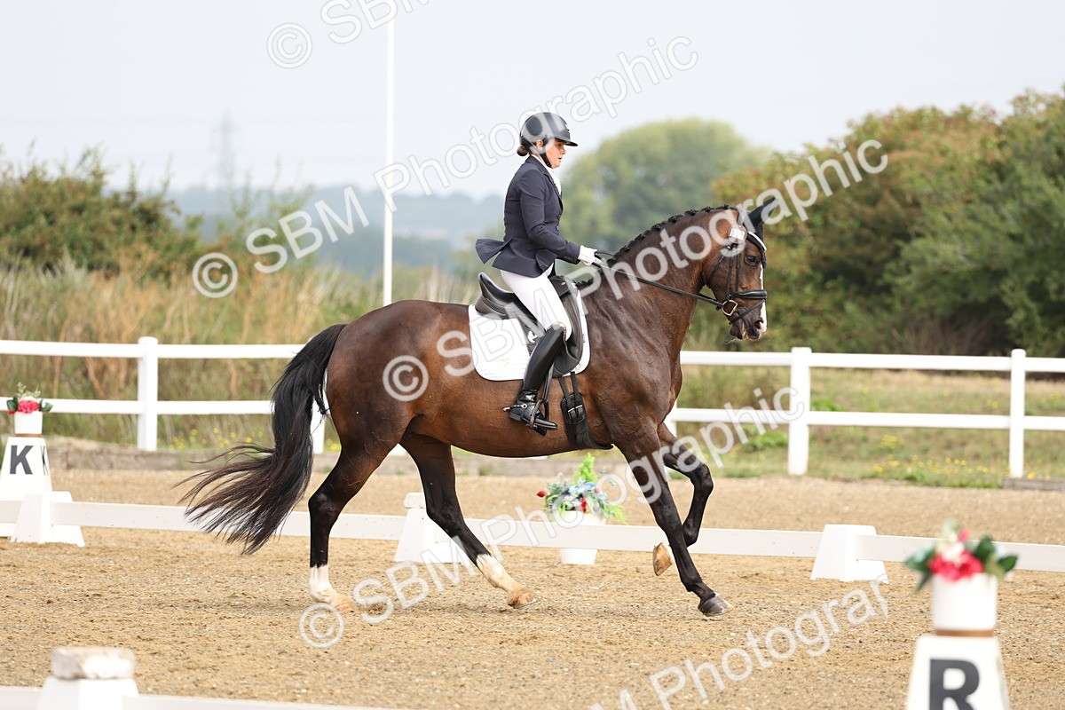 SBM_005511 - Class 6 - Novice 6 - 9.30-10.12