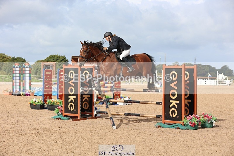 250911-104000-00685 - Cls 2 Snr Newcomers