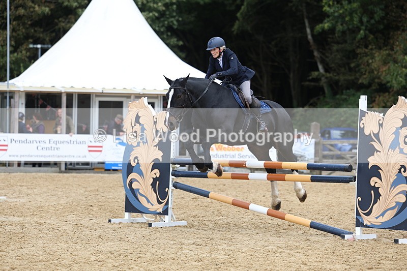 3E7A9619 - Class 10: Senior 95cm open