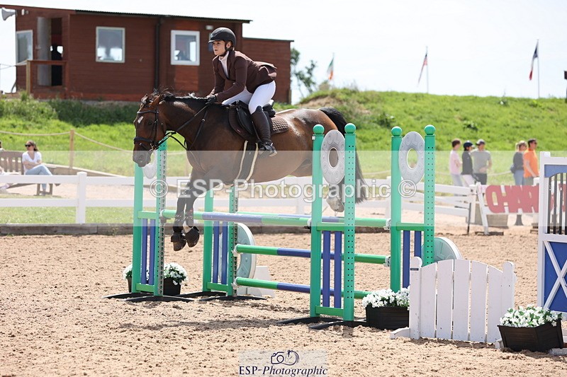 240629A-113123-04579 - Cls 17 Discovery and 90cm Open