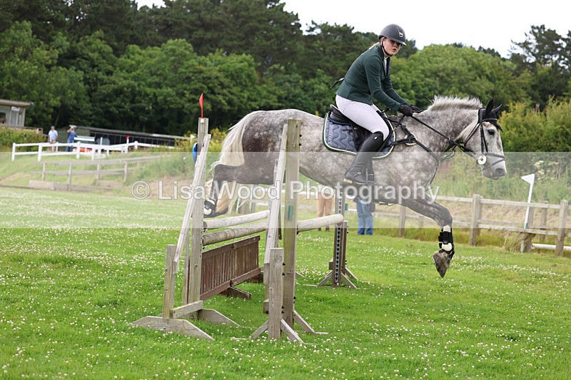 3E7A3708 - Class 6: Hawkins Motors Senior 1.00m Derby