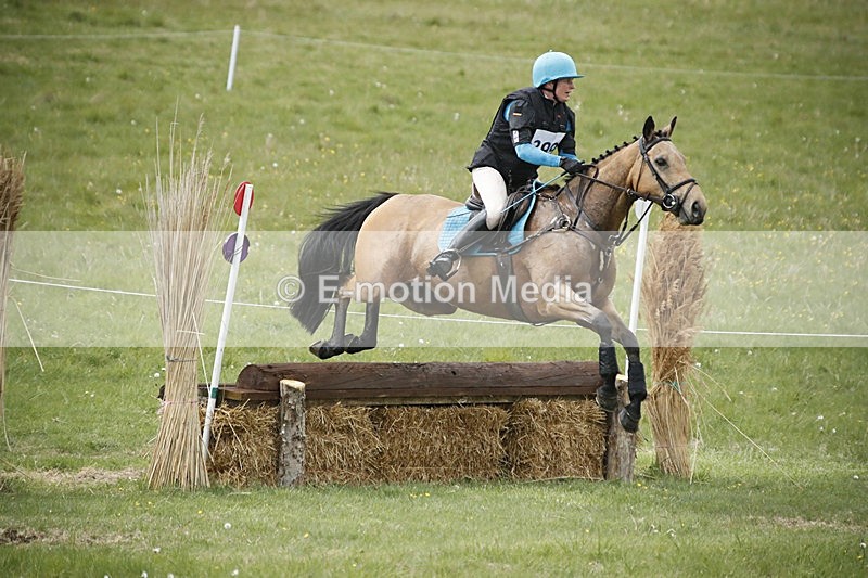 BVHT 140517  NXC -227 - Class 2 XC Novice 14/05/17