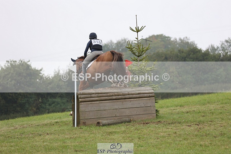 240901A-131214-09033 - 310-Lucinda.Mesquita-UNNAMED.(819404)