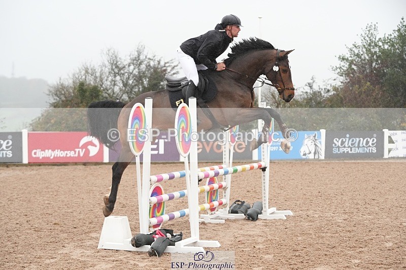 251107-102237-00160 - Cls 2 British Novice and 90cm Open