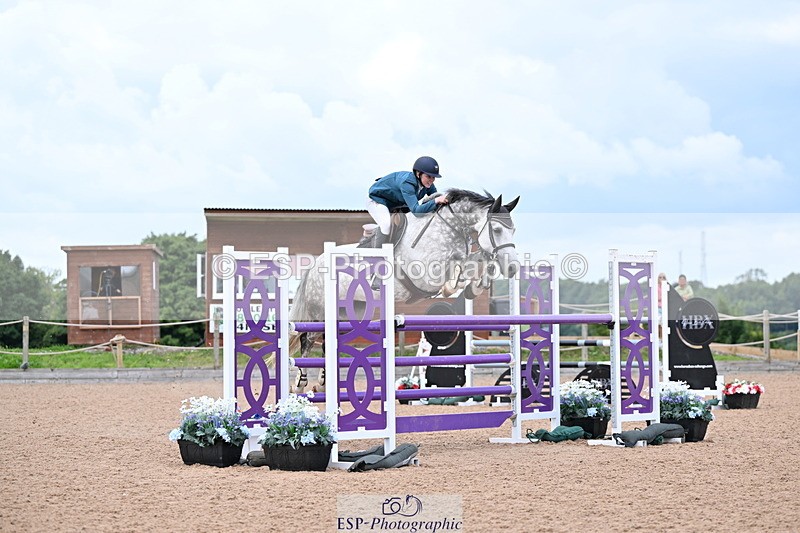 240726A-135115-01527 - Cls 3 Snr Foxhunter