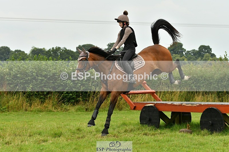 230817-124335-00709 - Theo's 1st Group - XC