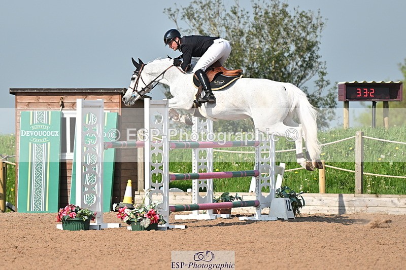 240512A-092652-16710 - Cls 47 Snr 1.20m Open