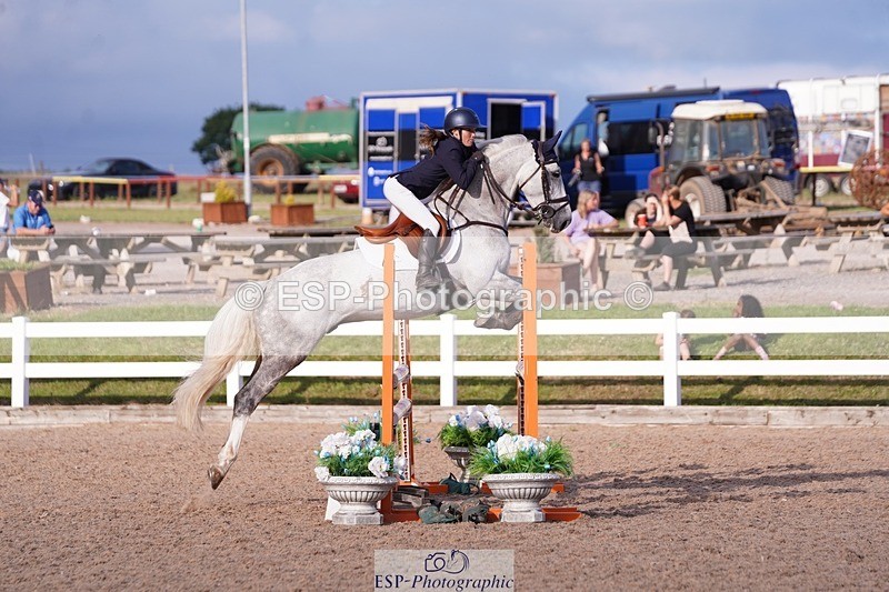 250628-190716-07801 - Cls 25 Blue Chip Pony Newcomers & 1m Open