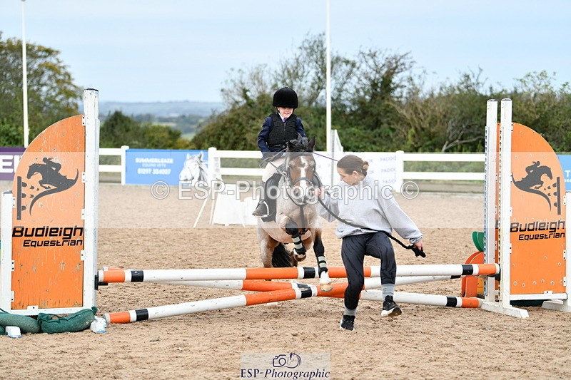 241013B-101431-00322 - Cls 2c 40cm Lead Rein