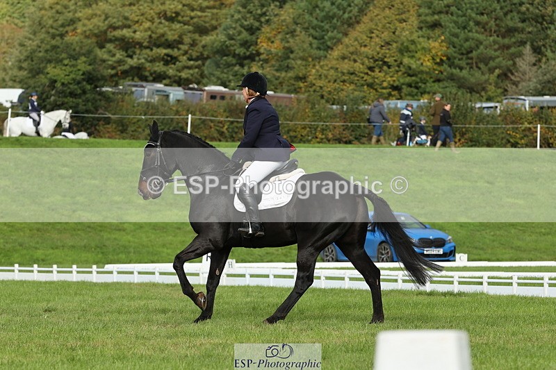 251024A-101814-07713 - D-343-Georgina.Owen