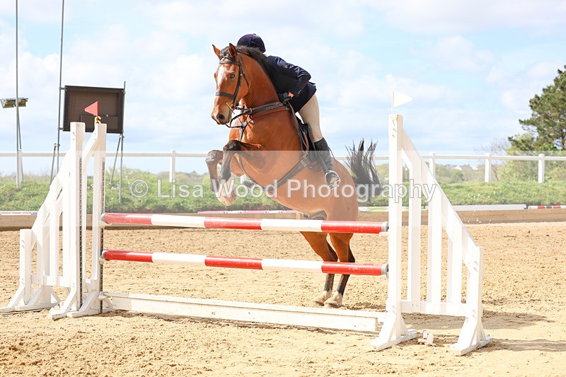 3E7A8254 - Class 11: 1 metre open