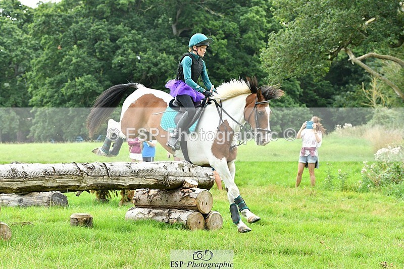 230817-144332-01358 - Theo's 2nd Group - XC