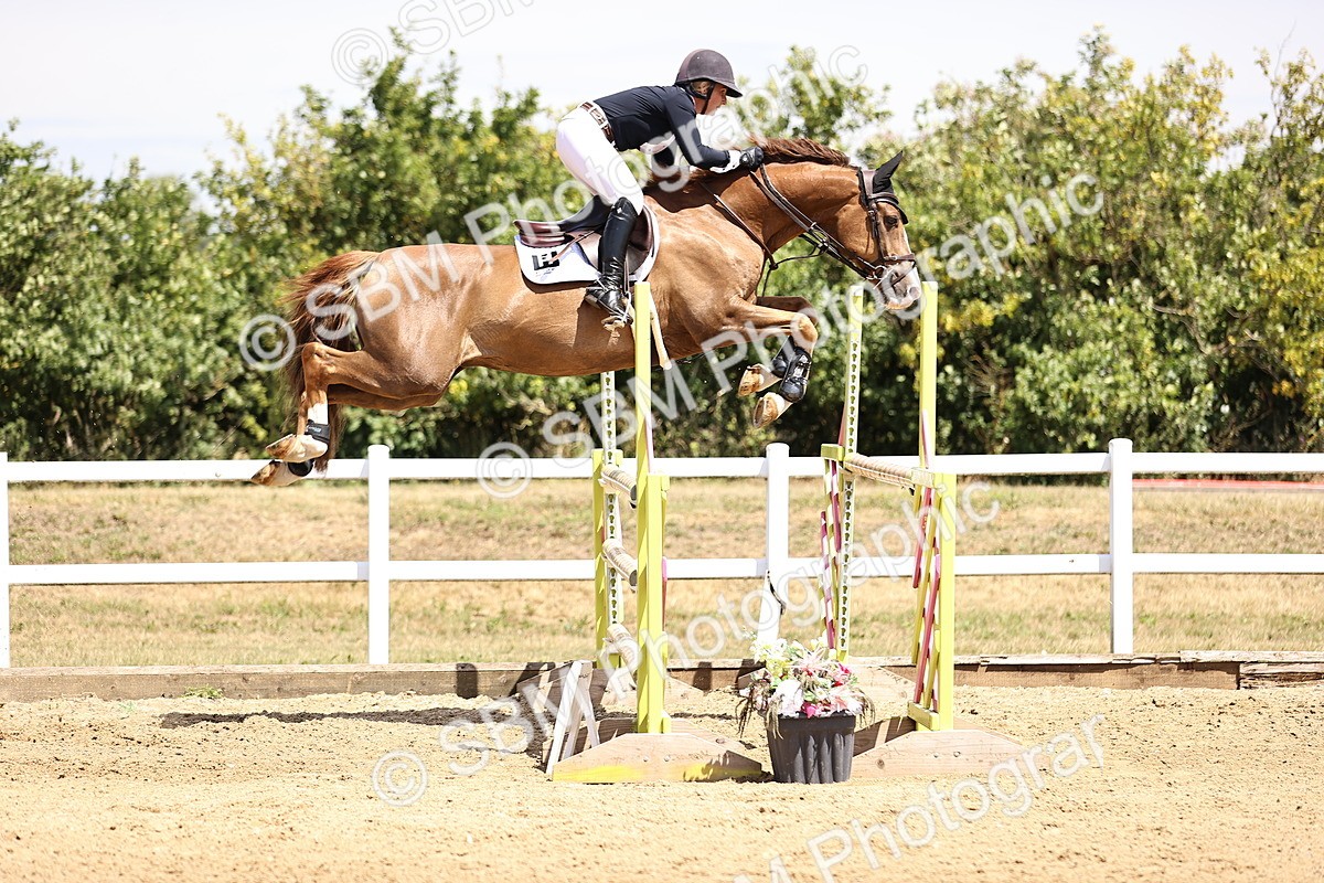 SBM_010284 - Class 9 - Senior Foxhunter - 1.20m Open