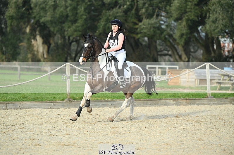 250309A-153855-02077 - Cls 03 90cm 15.05 to End