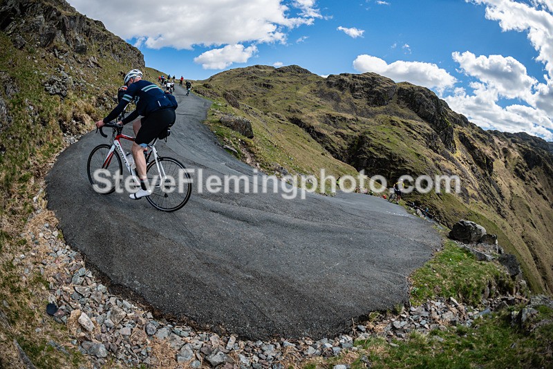 144111 - Hardknott Hairpin 14.00 - 15.00