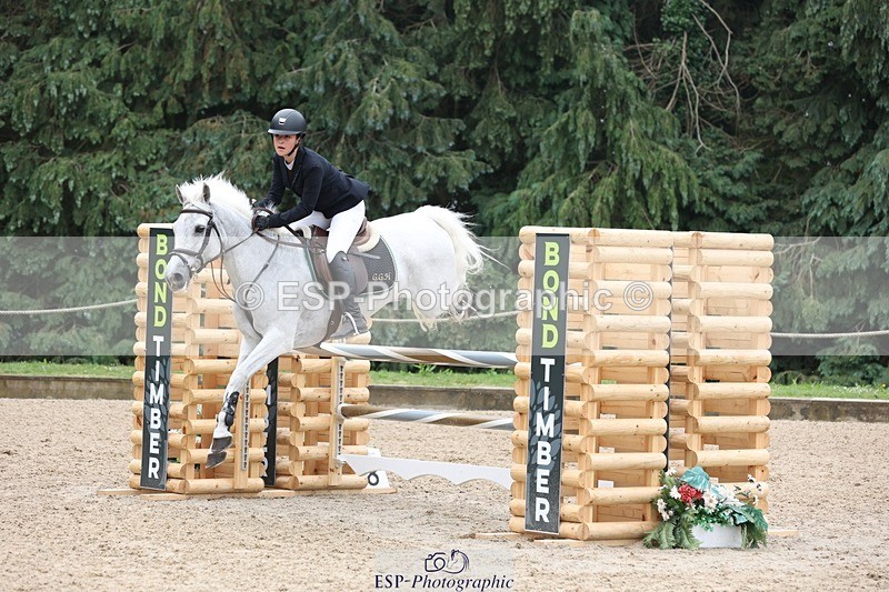 230618-100635-09939 - Cls 19 Pony Intro 1m