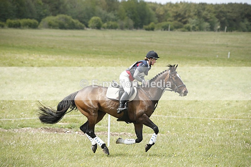 BVHT 140517  NXC -427 - Class 2 XC Novice 14/05/17