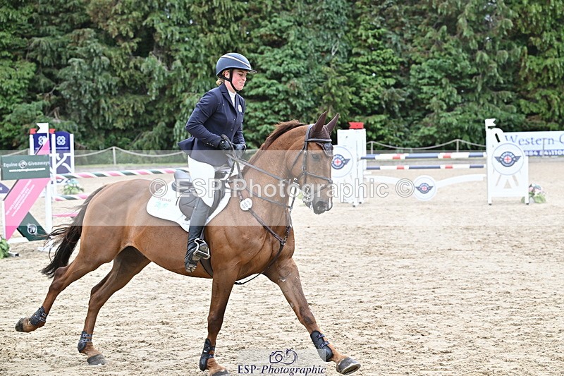 250524A-130742-11235 - D-402-Isabelle.Cook-CYMOON.F.Z