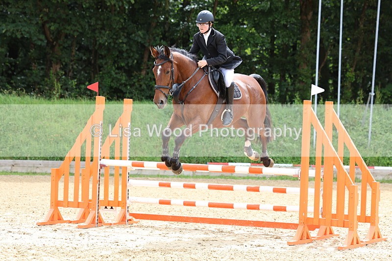 3E7A5899 - Class 4: Senior British Novice/90cm open