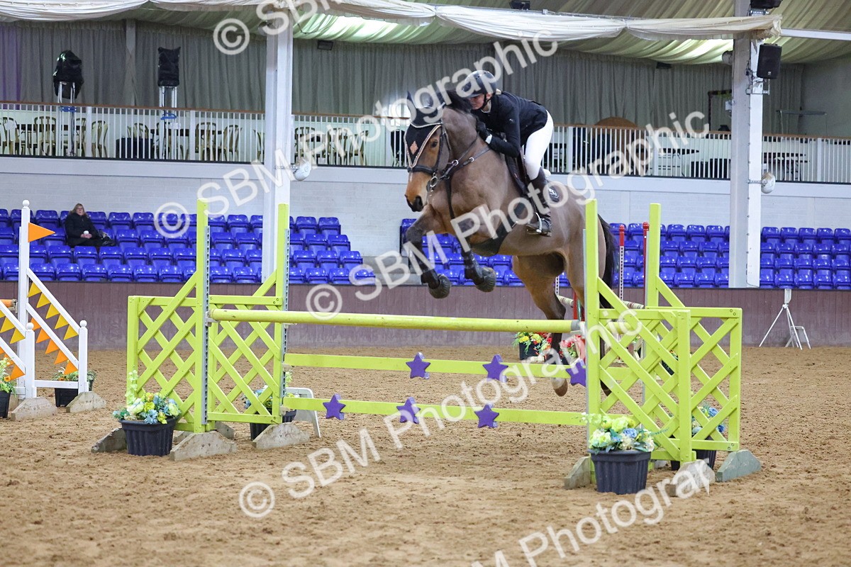 1I0A4747 - Class 9 - Senior Newcomers/ 1.10m Open
