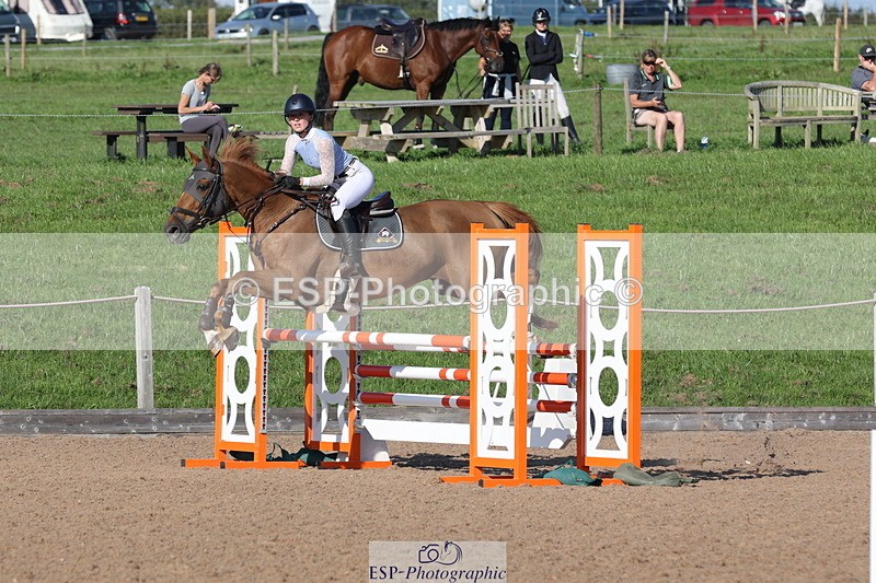 230915A-162659-03171 - Cls 6 Snr 1.05m Derby