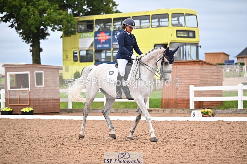 240817A-172356-10696 - 293-Layla.Ambersley-Broadbent-Galwaybay.Buddy